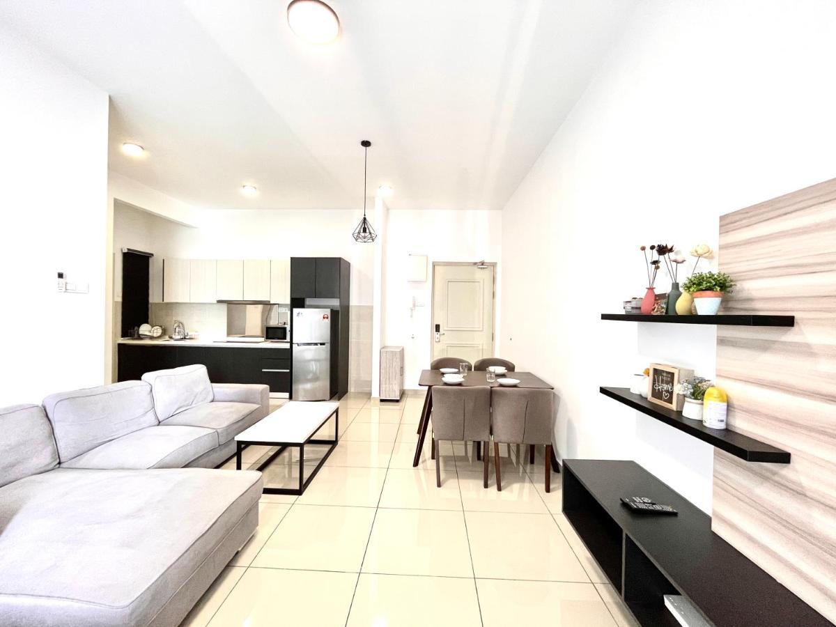 Apartment Atlantis @ Conceptial Management