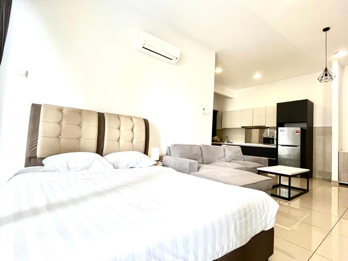 Atlantis @ Conceptial Management Apartment